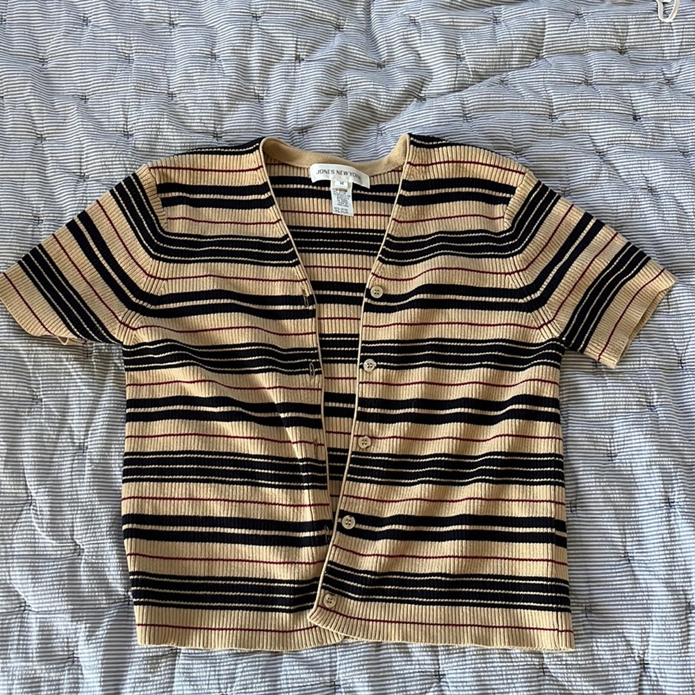 Cropped button up